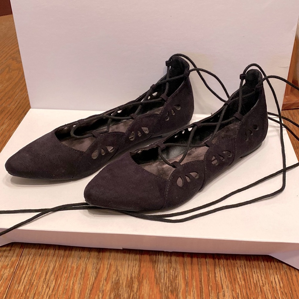 Y•Not, Black suede flats, ankle-tie-ups, size 8